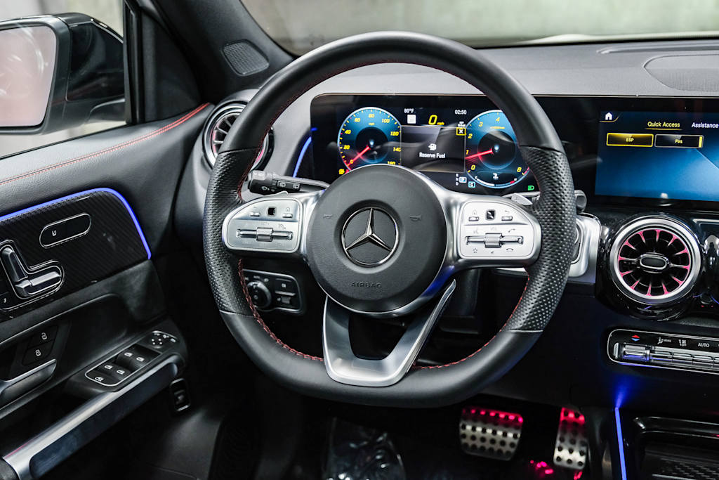 Thumbnail: 2023 Mercedes-Benz GLB - 9
