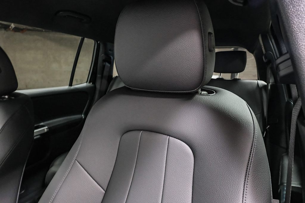 Thumbnail: 2025 Mercedes-Benz GLB - 25