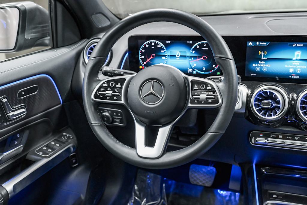 Thumbnail: 2022 Mercedes-Benz GLB - 10
