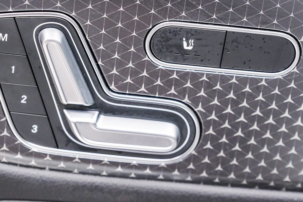 Thumbnail: 2024 Mercedes-Benz GLB - 30