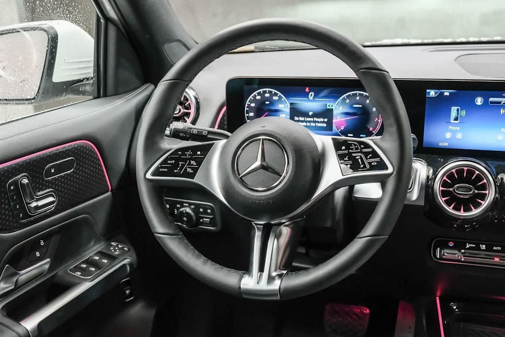 Thumbnail: 2026 Mercedes-Benz GLB - 10