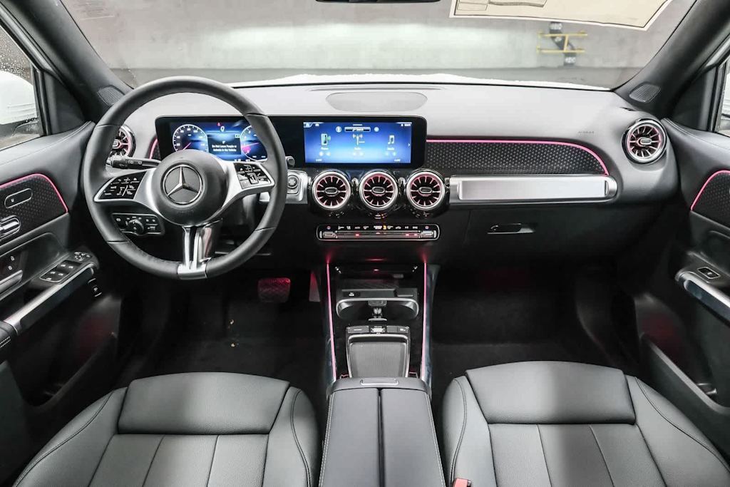 Thumbnail: 2026 Mercedes-Benz GLB - 2