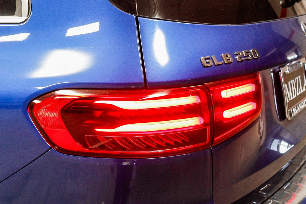 2024 Mercedes-Benz GLB 250 18