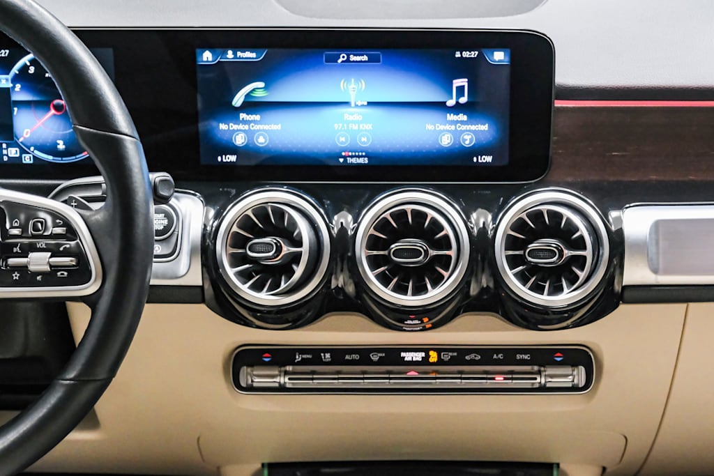 Thumbnail: 2022 Mercedes-Benz GLB - 14