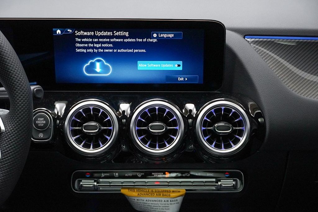 2025 Mercedes-Benz GLA 250 12