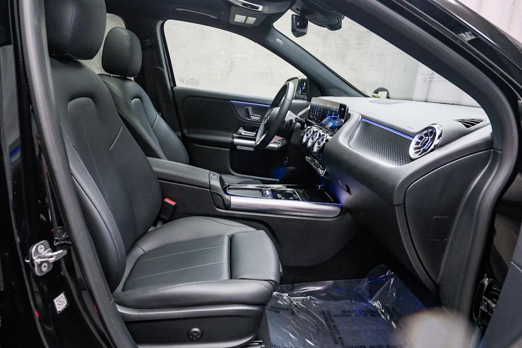 Thumbnail: 2025 Mercedes-Benz GLA - 10