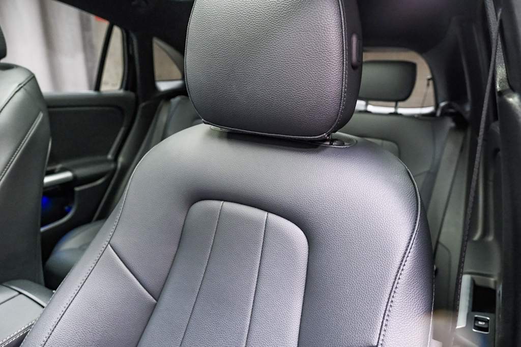 Thumbnail: 2025 Mercedes-Benz GLA - 25