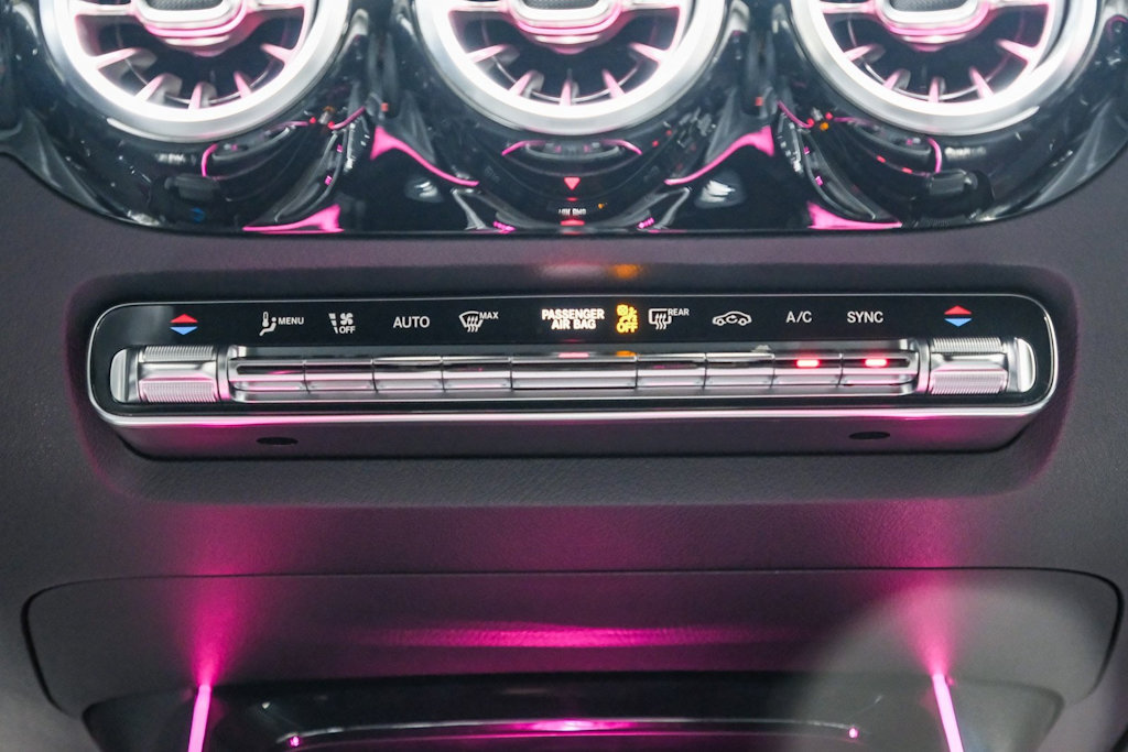 Thumbnail: 2021 Mercedes-Benz GLA - 22