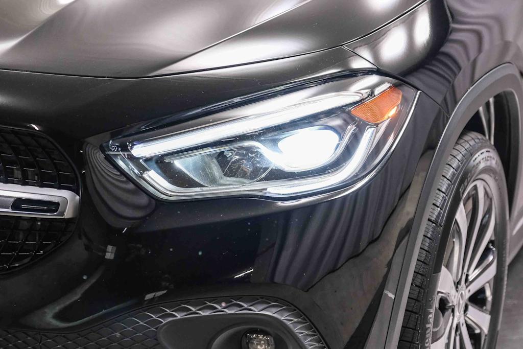 Thumbnail: 2023 Mercedes-Benz GLA - 21