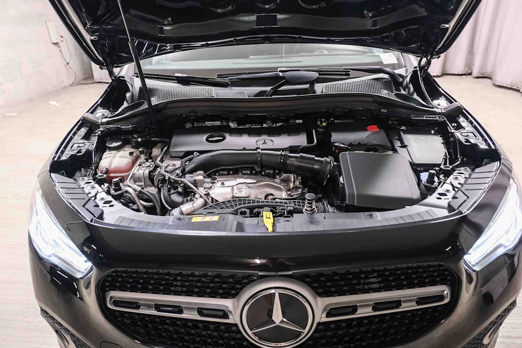 Thumbnail: 2023 Mercedes-Benz GLA - 9