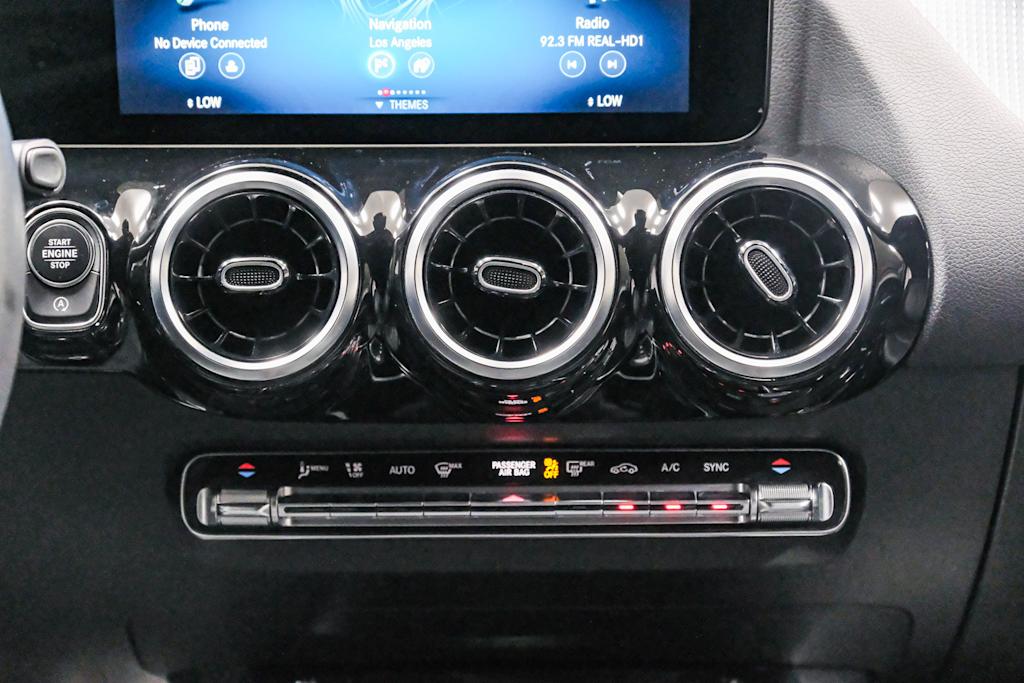 Thumbnail: 2023 Mercedes-Benz GLA - 19