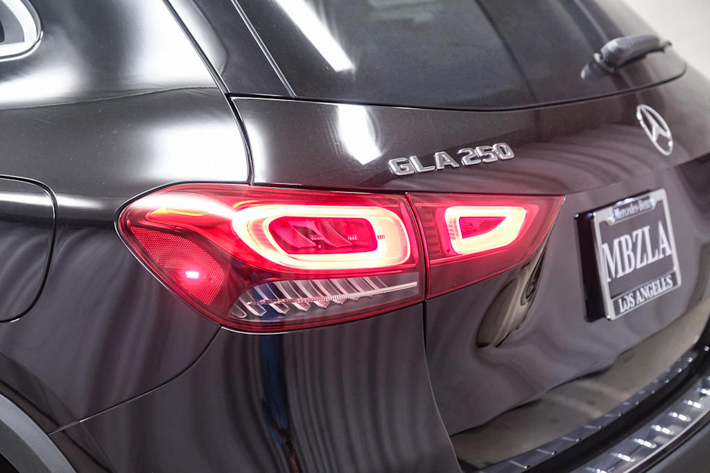 Thumbnail: 2023 Mercedes-Benz GLA - 7