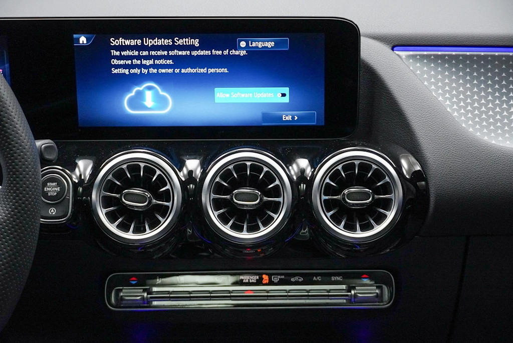 2025 Mercedes-Benz GLA 250 12