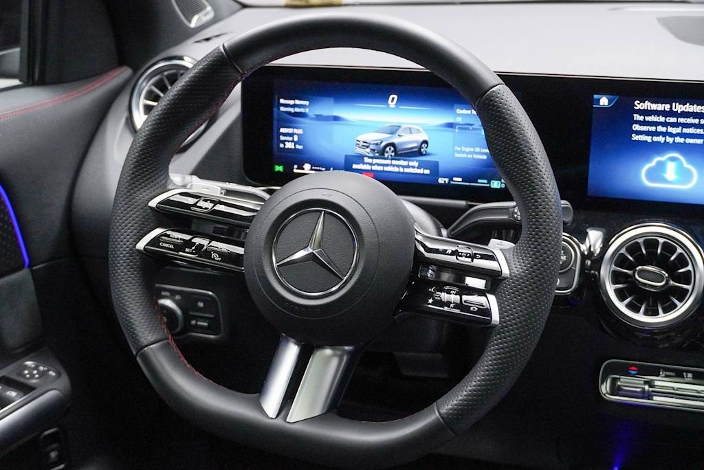 2025 Mercedes-Benz GLA 250 8