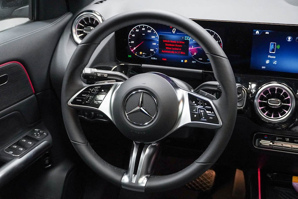 2025 Mercedes-Benz GLA 250 9