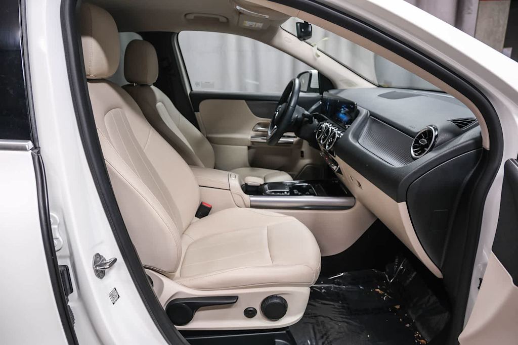 Thumbnail: 2022 Mercedes-Benz GLA - 11