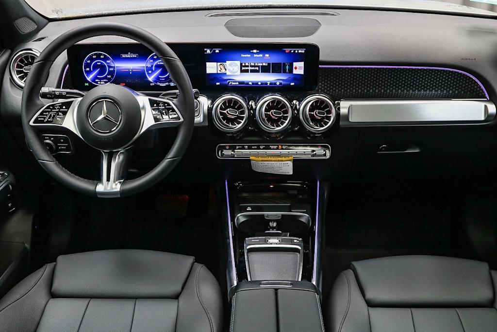 2024 Mercedes-Benz EQB 300 2