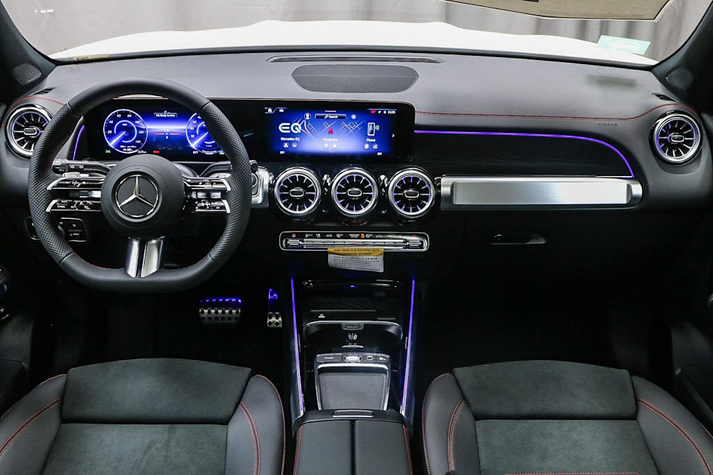 2025 Mercedes-Benz EQB 300 2