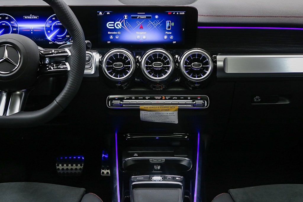2025 Mercedes-Benz EQB 300 21