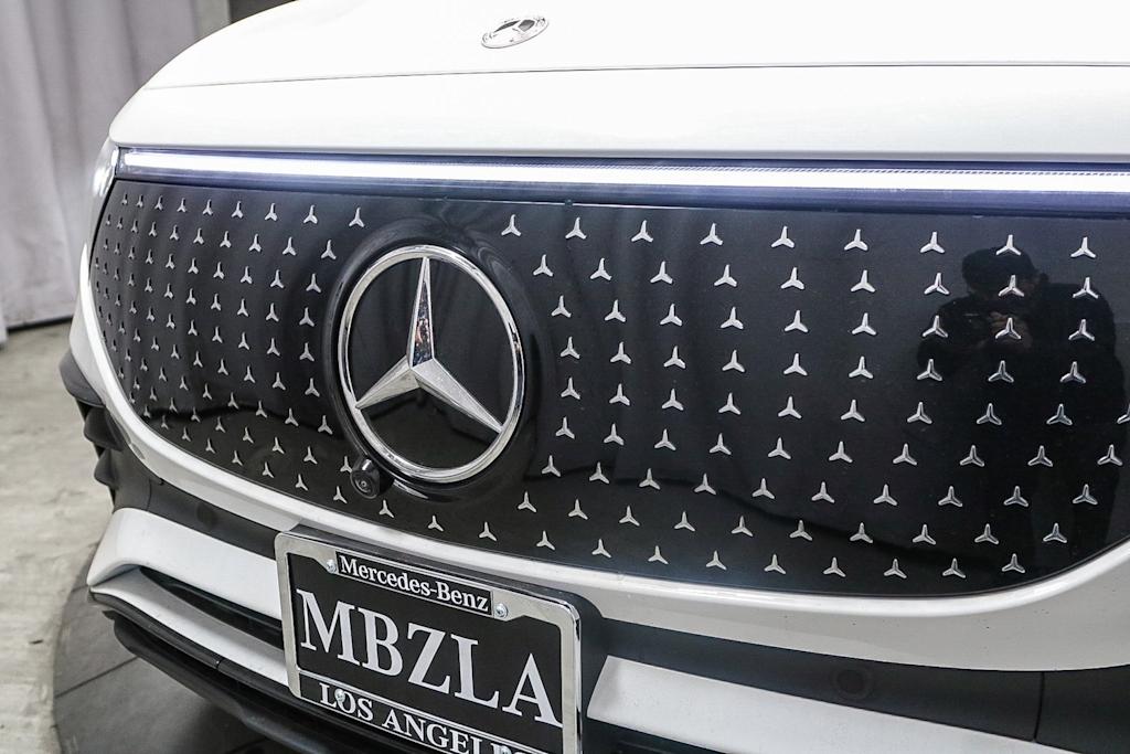 2025 Mercedes-Benz EQB 300 6