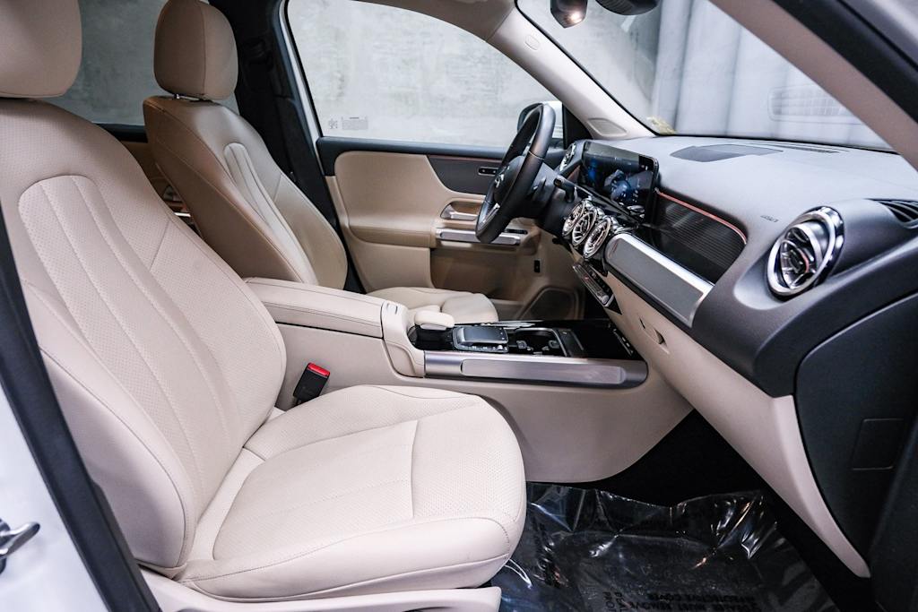 Thumbnail: 2022 Mercedes-Benz EQB - 8