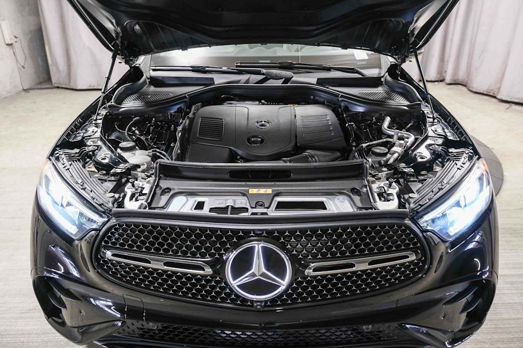 Thumbnail: 2024 Mercedes-Benz GLC - 9