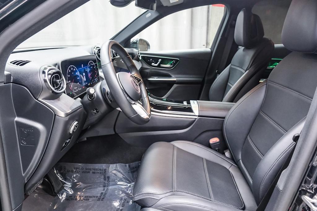 Thumbnail: 2025 Mercedes-Benz GLC - 11