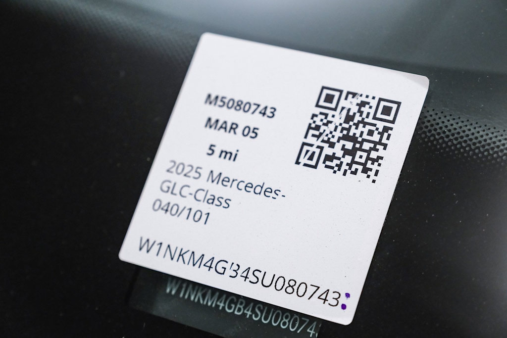 Thumbnail: 2025 Mercedes-Benz GLC - 16