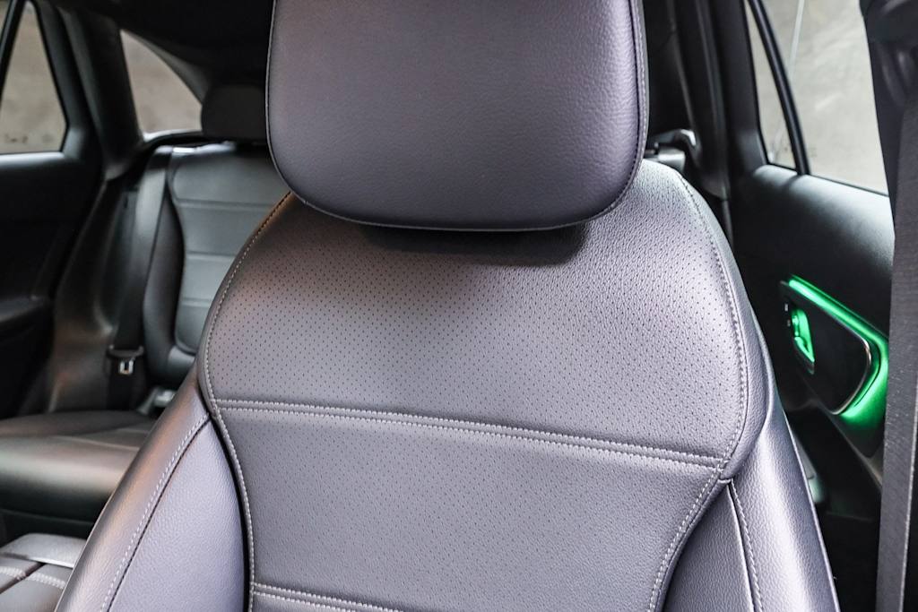 Thumbnail: 2025 Mercedes-Benz GLC - 24