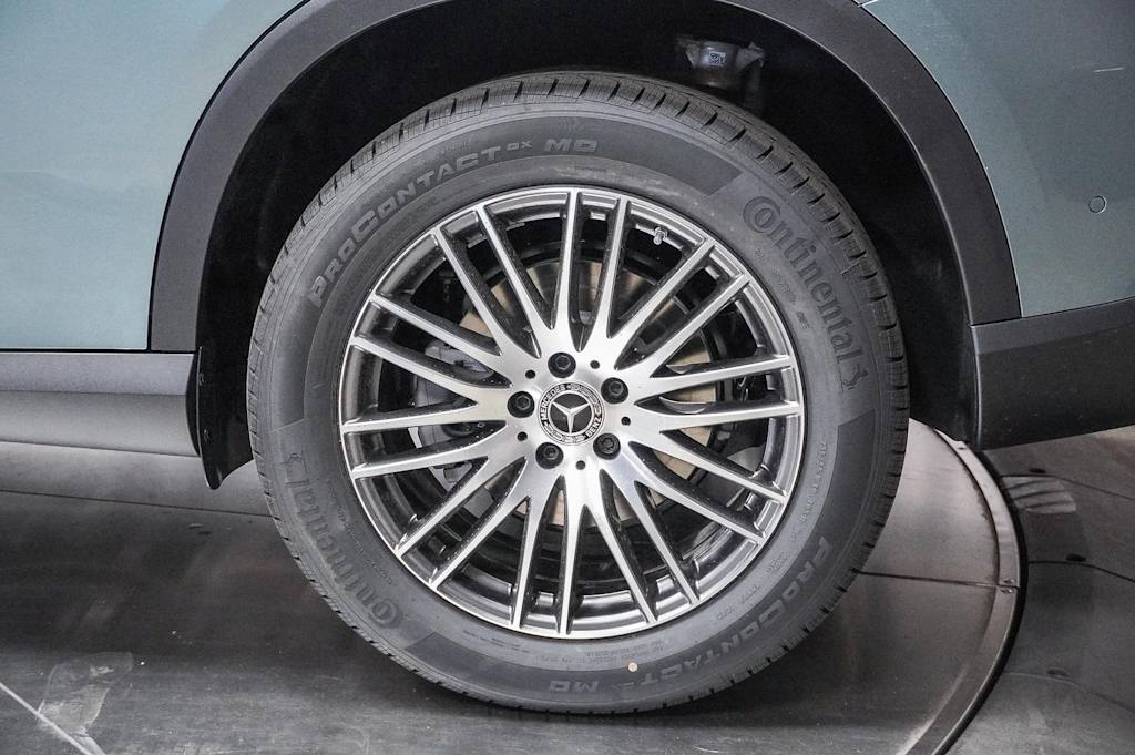 Thumbnail: 2025 Mercedes-Benz GLC - 19