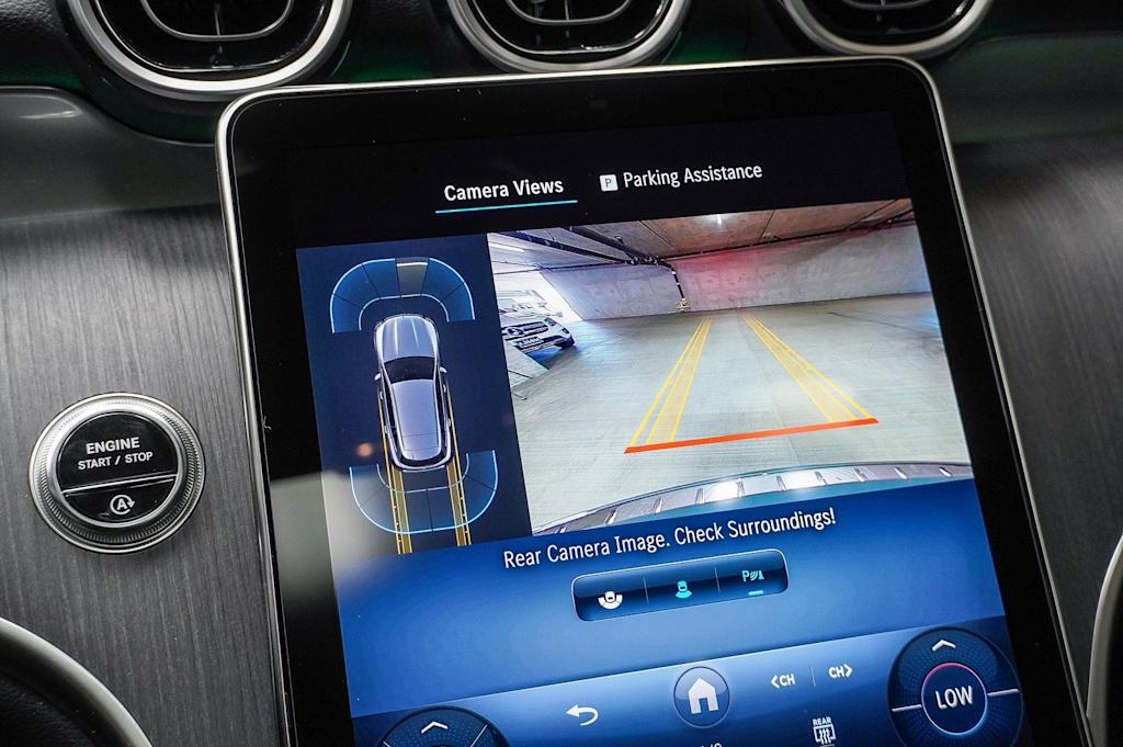 Thumbnail: 2025 Mercedes-Benz GLC - 28