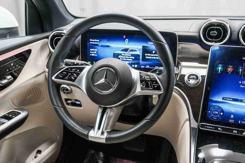 Thumbnail: 2023 Mercedes-Benz GLC - 9