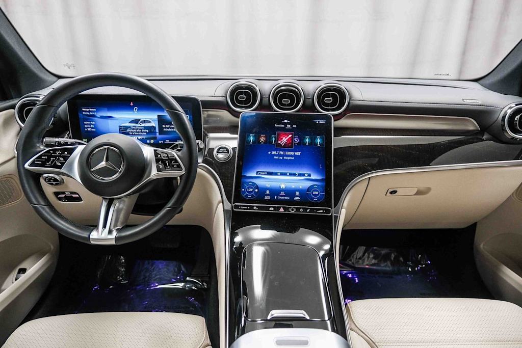 Thumbnail: 2023 Mercedes-Benz GLC - 2