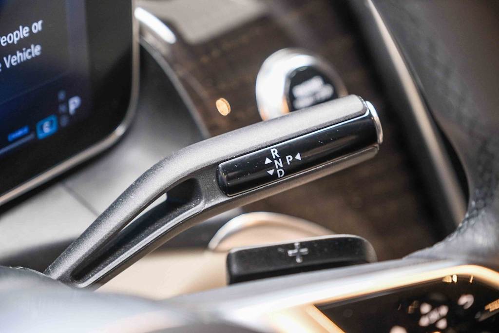 Thumbnail: 2023 Mercedes-Benz GLC - 23