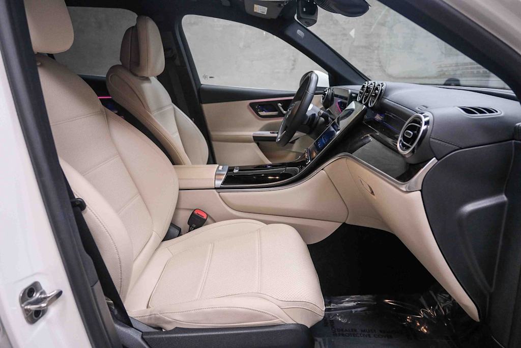 Thumbnail: 2023 Mercedes-Benz GLC - 10