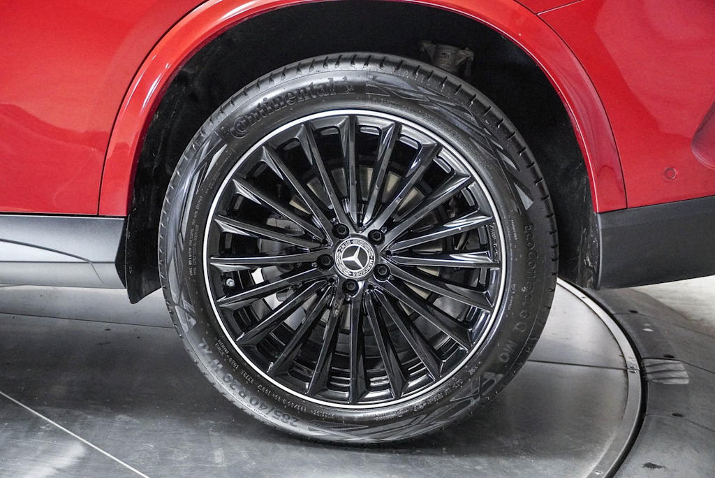 2025 Mercedes-Benz GLC 300 20