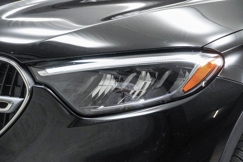 Thumbnail: 2025 Mercedes-Benz GLC - 17