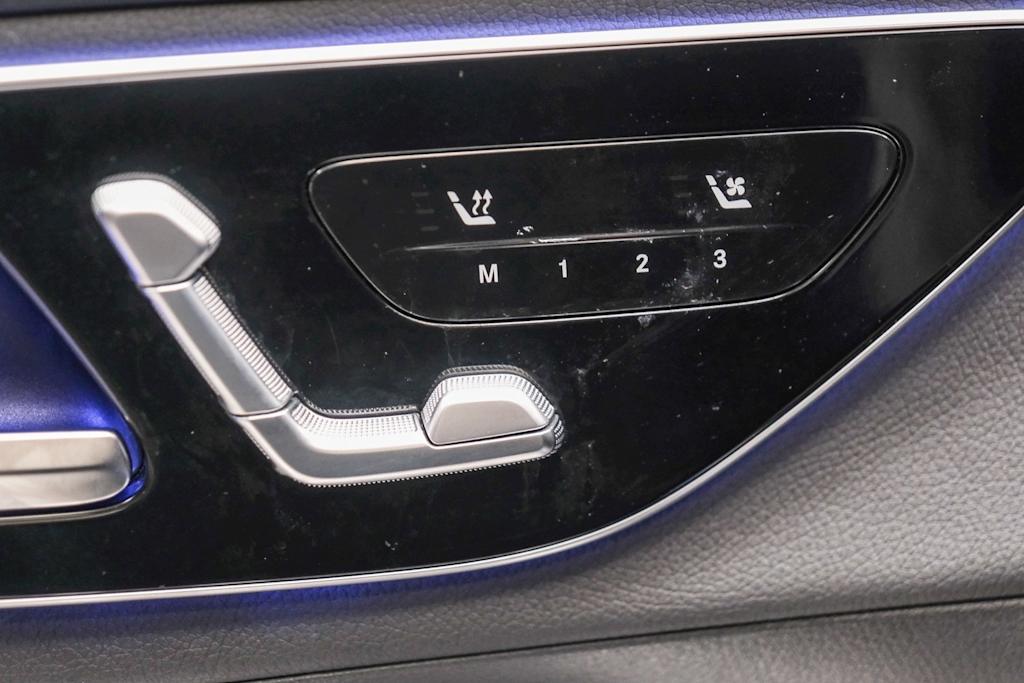 Thumbnail: 2023 Mercedes-Benz GLC - 27