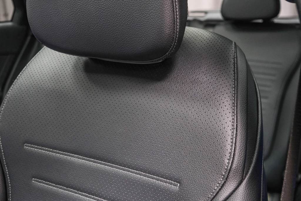 Thumbnail: 2023 Mercedes-Benz GLC - 25