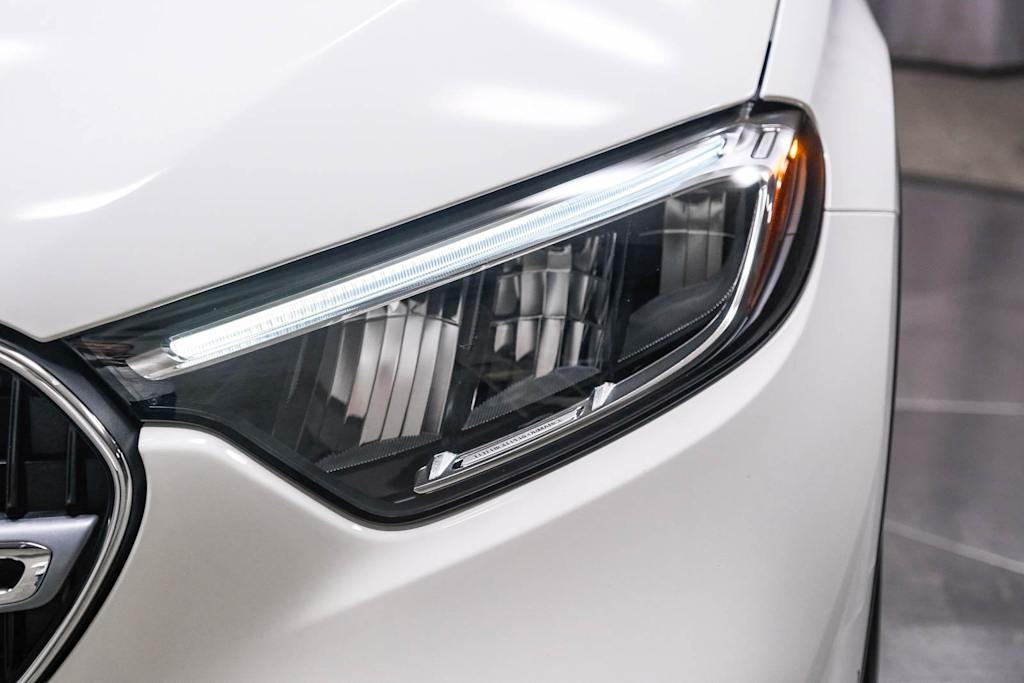 Thumbnail: 2025 Mercedes-Benz GLC - 21