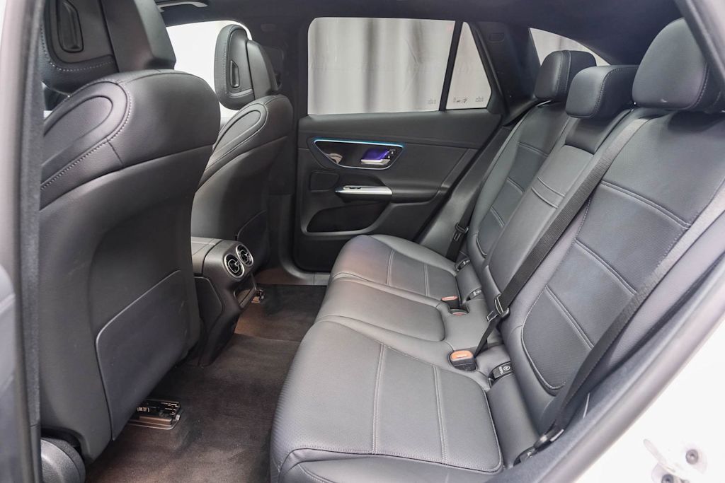 Thumbnail: 2025 Mercedes-Benz GLC - 11