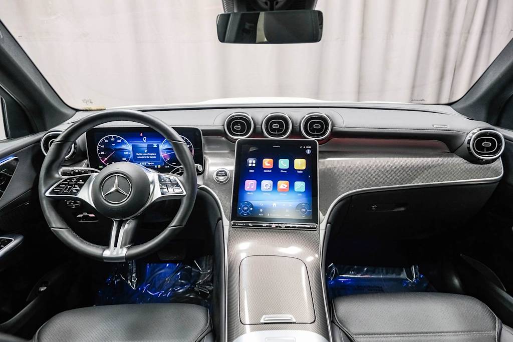 Thumbnail: 2025 Mercedes-Benz GLC - 2