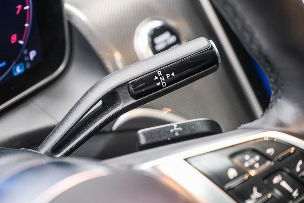 Thumbnail: 2025 Mercedes-Benz GLC - 22