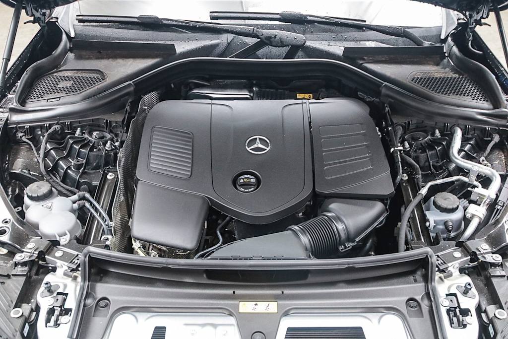 Thumbnail: 2025 Mercedes-Benz GLC - 7