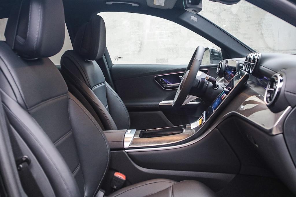 Thumbnail: 2025 Mercedes-Benz GLC - 9