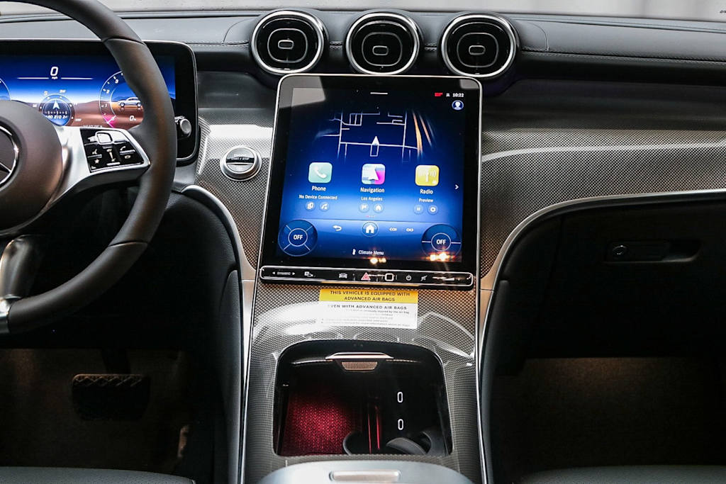 Thumbnail: 2025 Mercedes-Benz GLC - 8