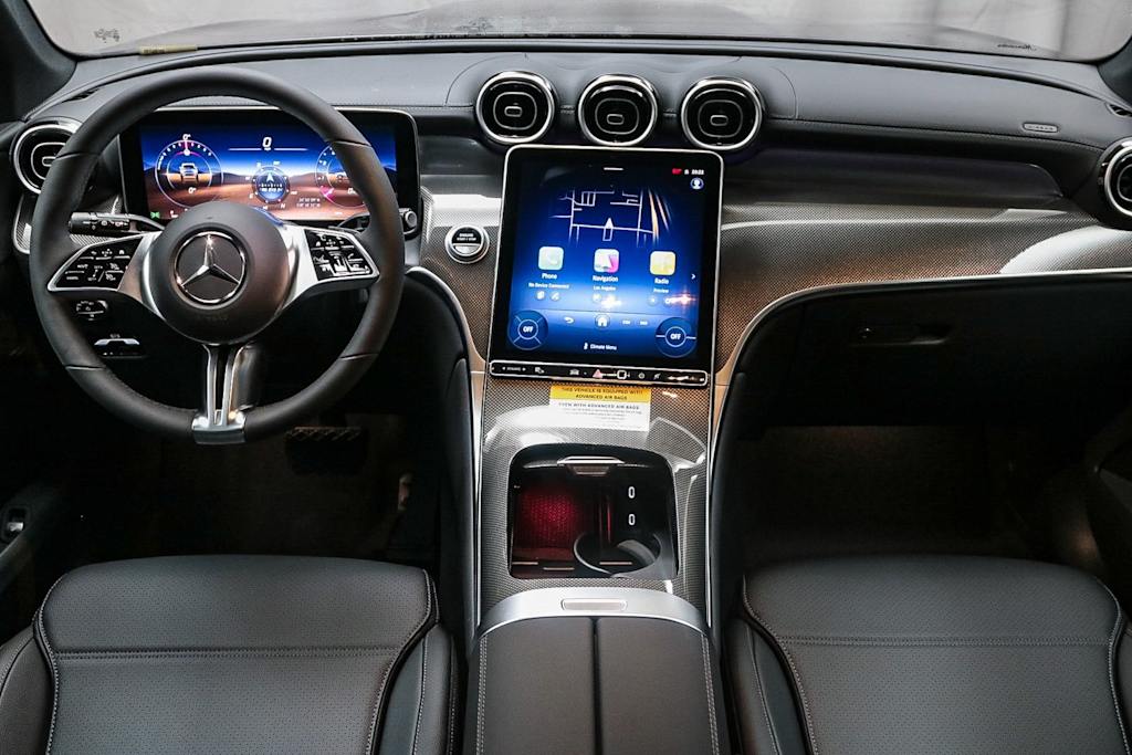 Thumbnail: 2025 Mercedes-Benz GLC - 2