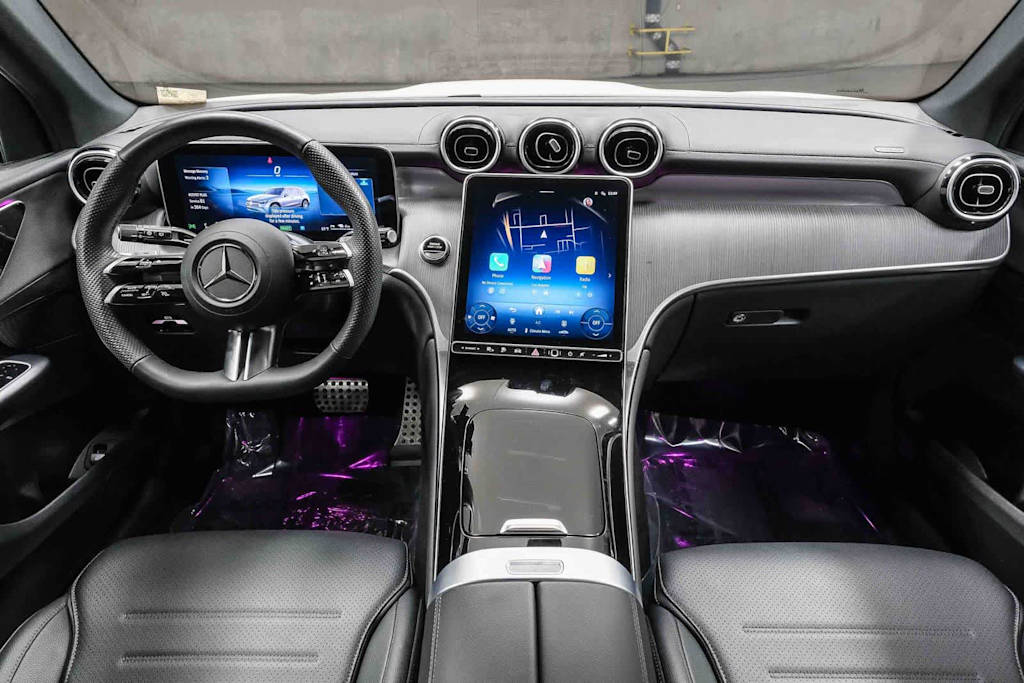 Thumbnail: 2025 Mercedes-Benz GLC - 2
