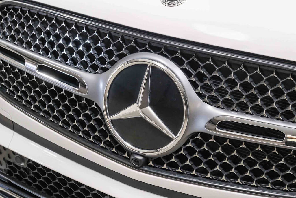 Thumbnail: 2025 Mercedes-Benz GLC - 7