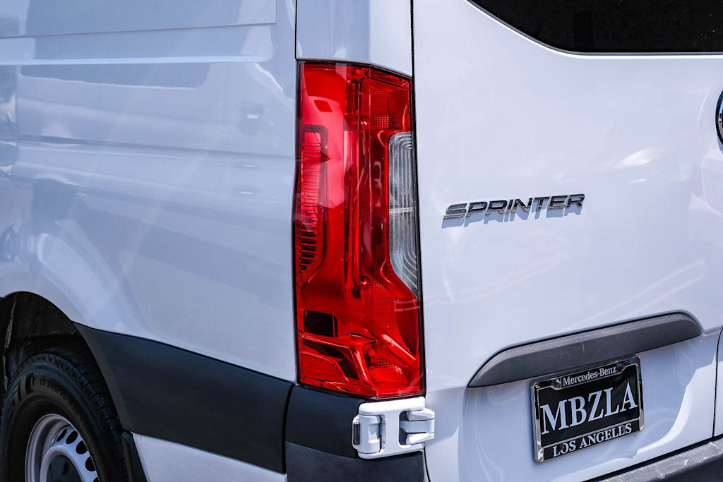 Thumbnail: 2023 Mercedes-Benz Sprinter - 19